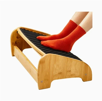 Repos de pied en bambou pour sous le bureau au travail